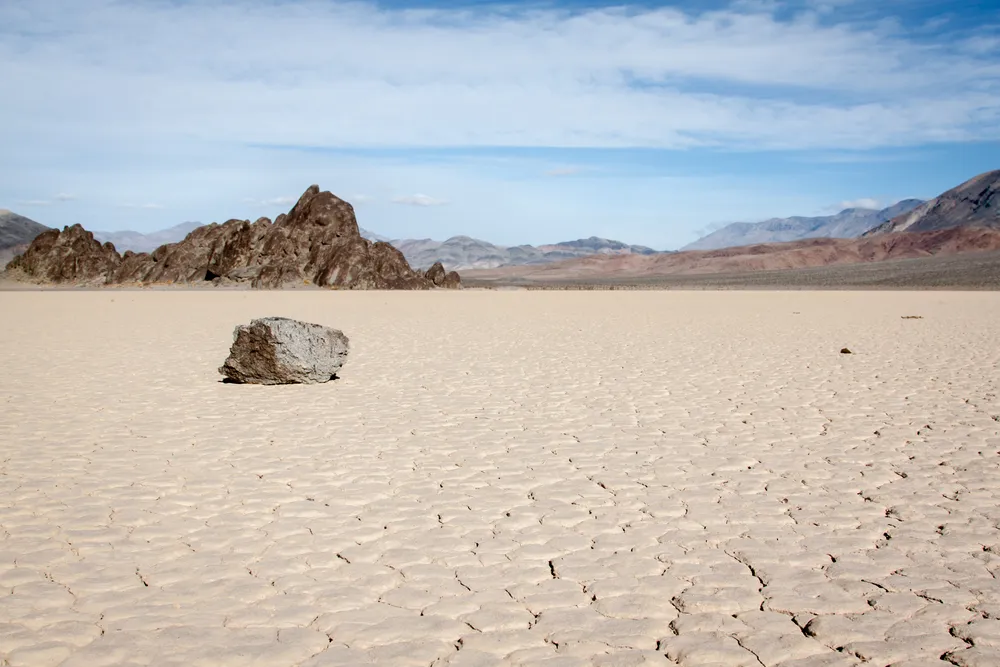 racetrack-death-valley-usa.jpg