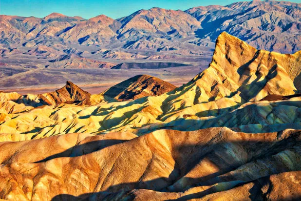 zabriskie-point-death-valley.jpg (3)