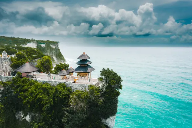 tempio di Uluwatu a Bali.jpg