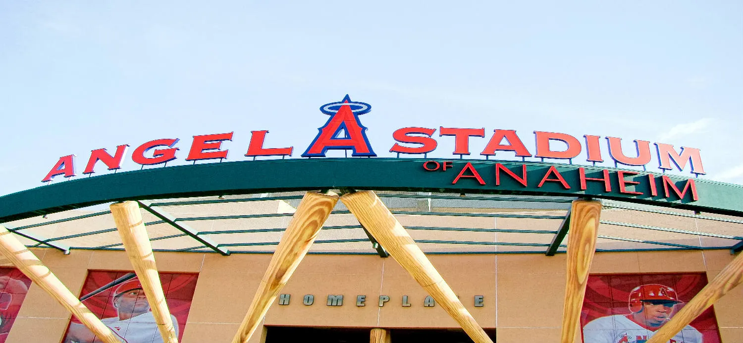 stadio-di-baseball-anaheim.jpg