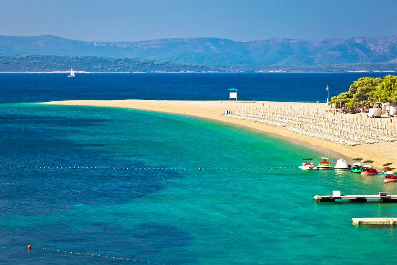 zlatni-rat-beach-croazia-spiagge.jpg