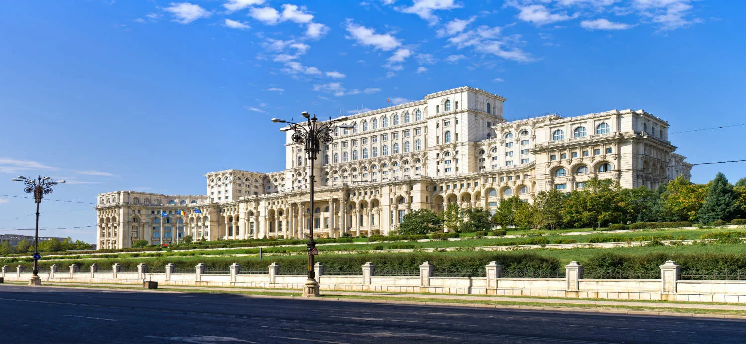 parlamento-bucarest-romania.jpg