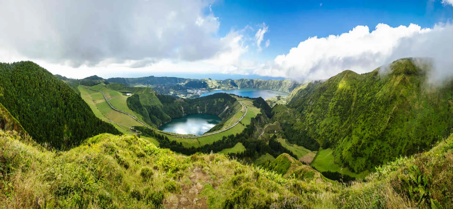 isole-azzorre-lago.jpg