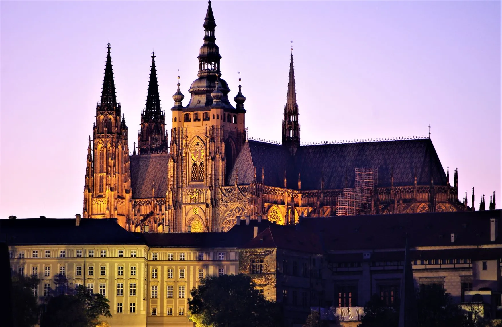 prague-castle.jpg (1)