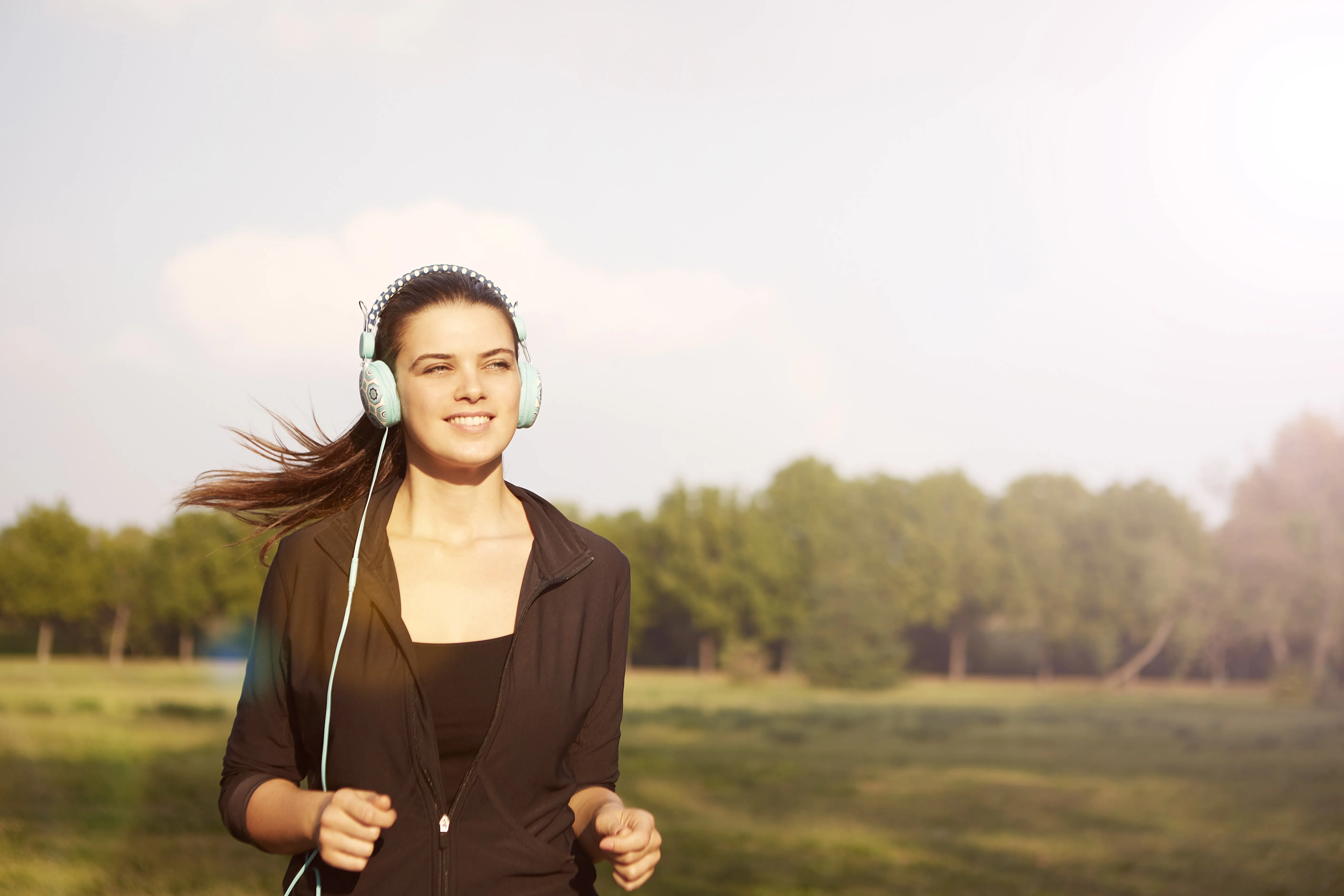 woman-wearing-black-jacket-while-listening-to-music-3776857.jpg (1)